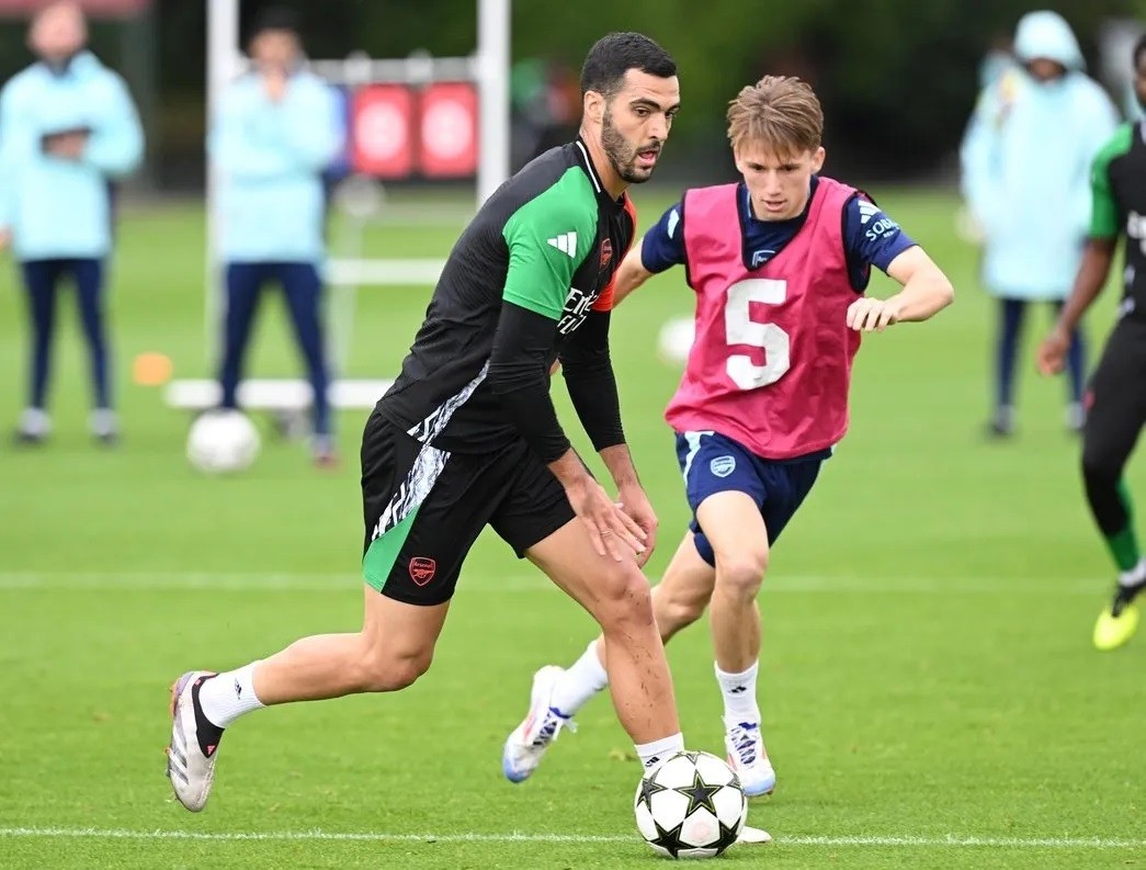 Arsenal mise sur ses jeunes talents pour affronter Liverpool : Un duel décisif en Premier League