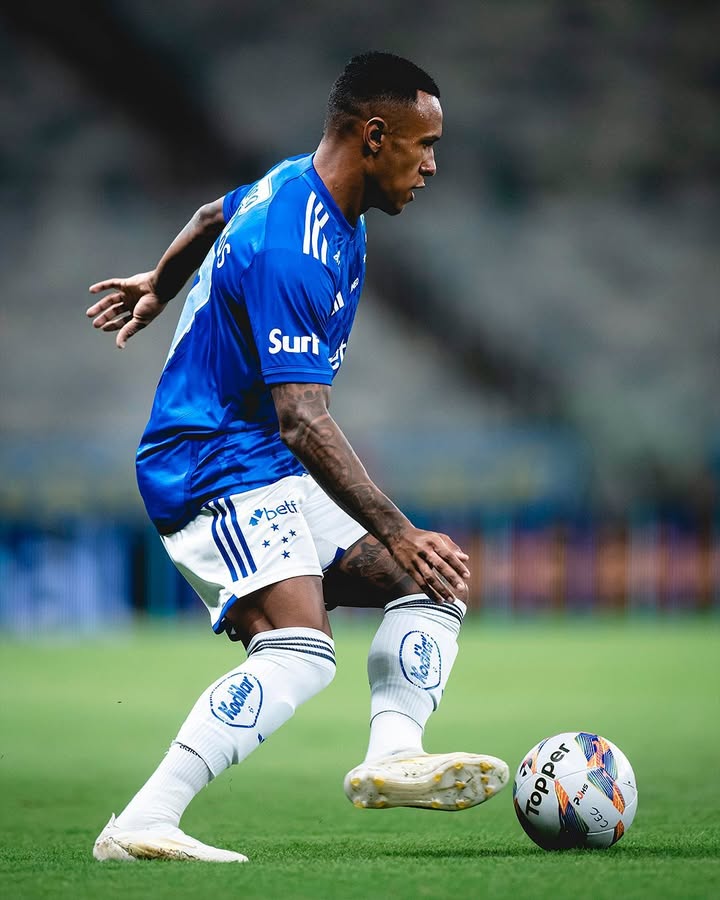 Marquinhos à Cruzeiro : Un Dilemme Contractuel et ses Implications