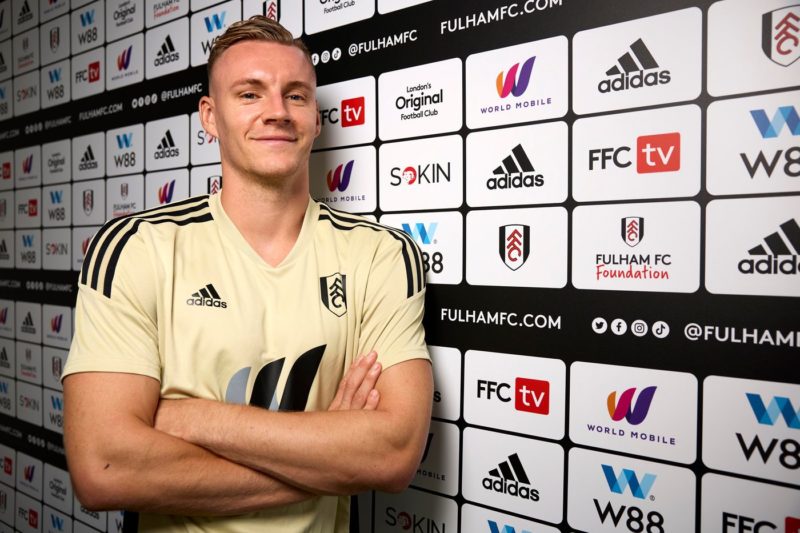 Bernd Leno : De la Bundesliga à l’Angleterre, un parcours sous le feu des critiques