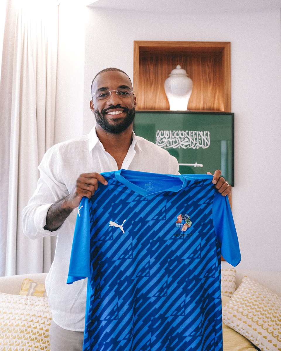 Alexandre Lacazette : Un Transfert Choc vers NEOM SC et ses Ambitions en Saudi Pro League